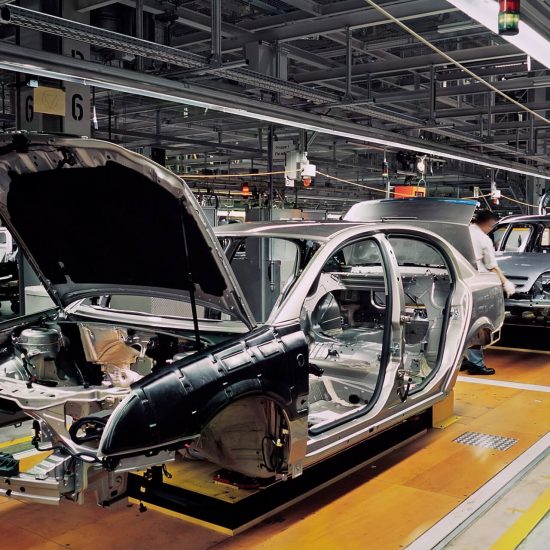 Innovation and Excellence in Gearless Elevator Solutions